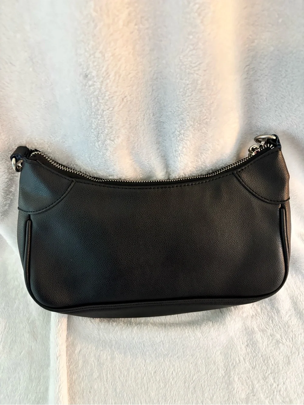 Steve Madden Black Shoulder Bag with Silver Chain